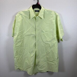 Roundtree & Yorke Light Green Checkered Men's Shirt